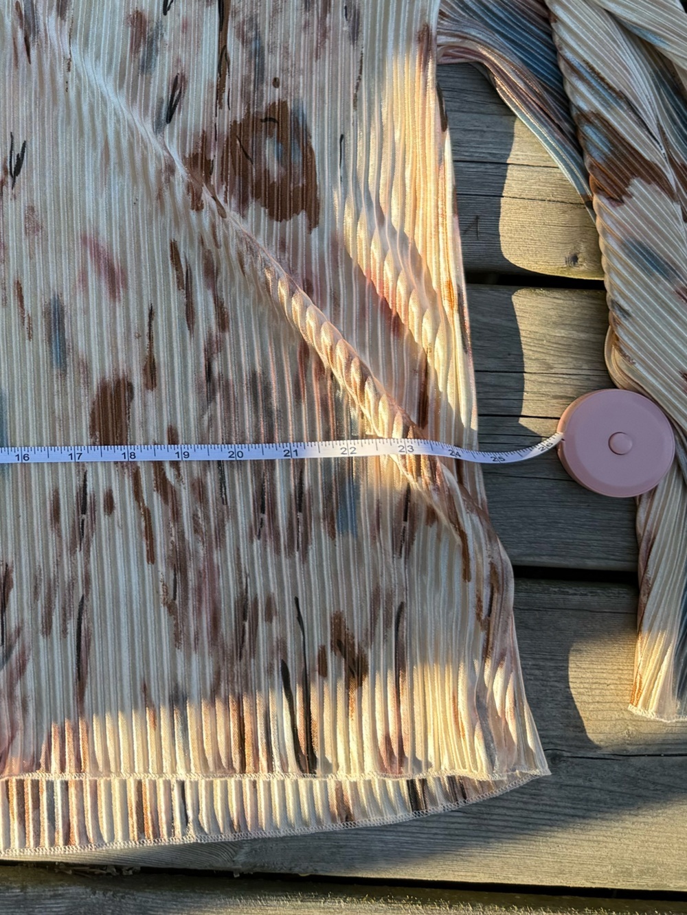 SHEIN Pleated Satin Looking Patterned Top in Champagne and Rose Gold - Picture 4 of 4